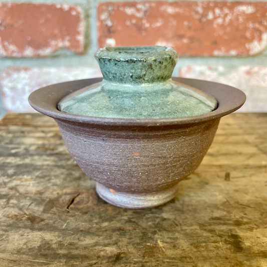 Green Lid Lizella Clay Gaiwan